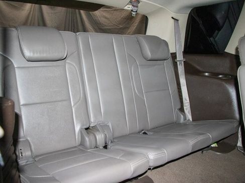 Used 2016 GMC Yukon Denali w/ Open Road Package image 19