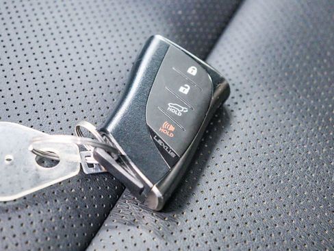 Used 2024 Lexus RX 350h w/ Convenience Package AWD/4WD image 30