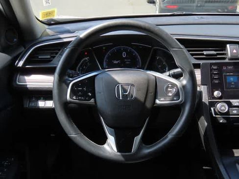 Used 2020 Honda Civic EX image 17