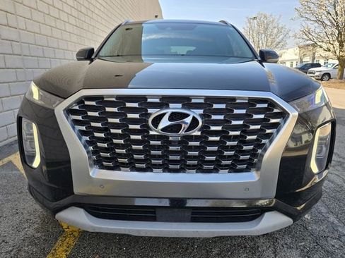 Used 2022 Hyundai Palisade Limited w/ Cargo Package image 18