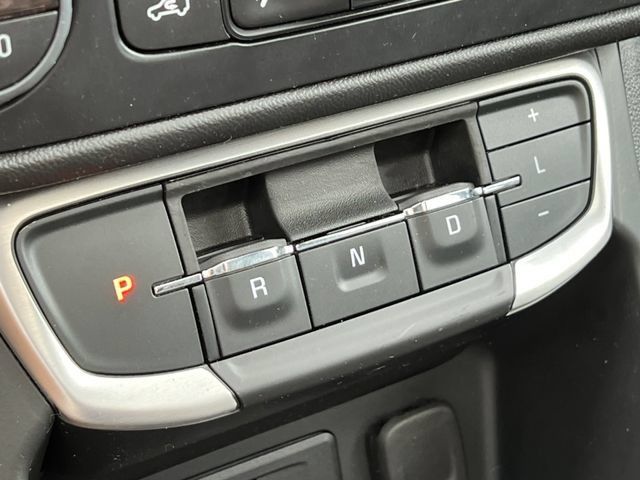 Used 2023 GMC Terrain SLT w/ Infotainment Package II AWD/4WD image 28
