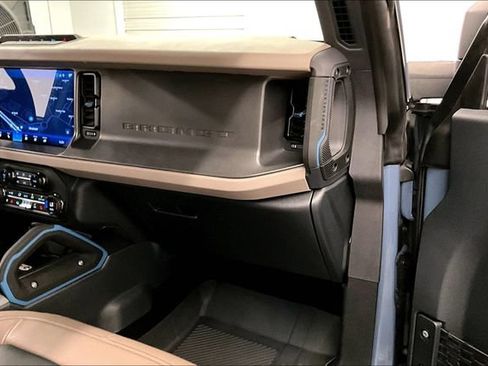Used 2024 Ford Bronco Wildtrak AWD/4WD image 18