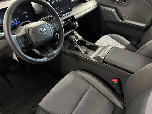 New 2026 Toyota RAV4 XSE AWD/4WD image 10