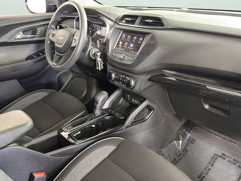 Used 2022 Chevrolet TrailBlazer LS FWD image 33