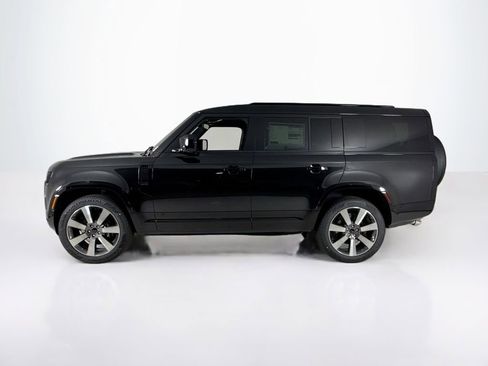 New 2026 Land Rover Defender 130 V8 AWD/4WD image 2