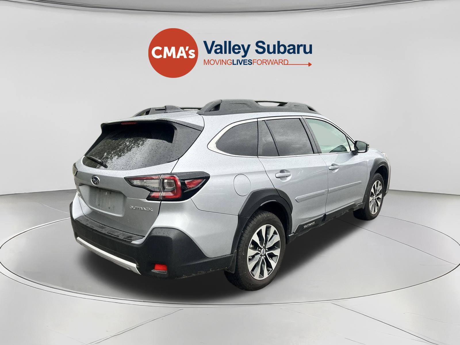 Used 2025 Subaru Outback Limited AWD/4WD image 5