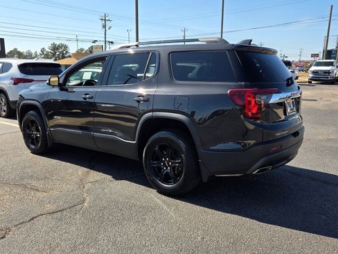 Used 2020 GMC Acadia AT4 image 9
