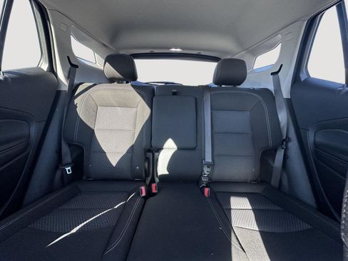 Used 2024 GMC Terrain SLE image 13