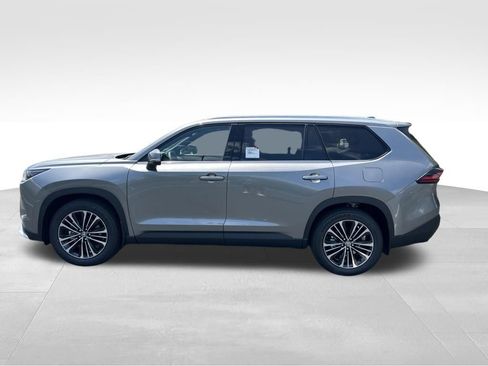 New 2026 Toyota Grand Highlander AWD Hybrid image 2