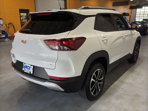 Used 2025 Chevrolet TrailBlazer LT image 5