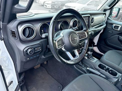 Used 2021 Jeep Wrangler Unlimited Rubicon 4xe w/ Cold Weather Group image 10