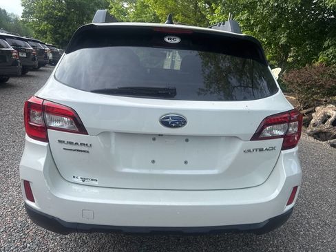 Used 2016 Subaru Outback 2.5i Limited AWD/4WD image 5