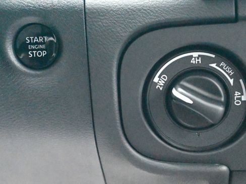 New 2026 Nissan Frontier PRO-4X w/ Pro-4x Convenience Package image 22