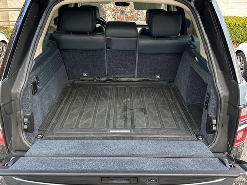 Used 2020 Land Rover Range Rover HSE image 27