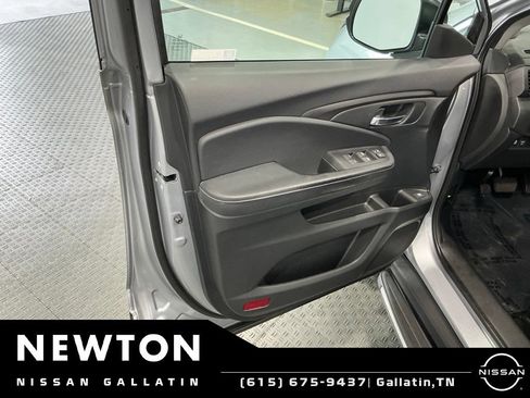 Used 2018 Honda Ridgeline RTL-T image 39