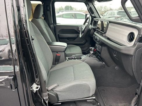 Used 2024 Jeep Wrangler Sport S image 20