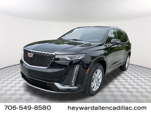 New 2025 Cadillac XT6 Luxury image 1