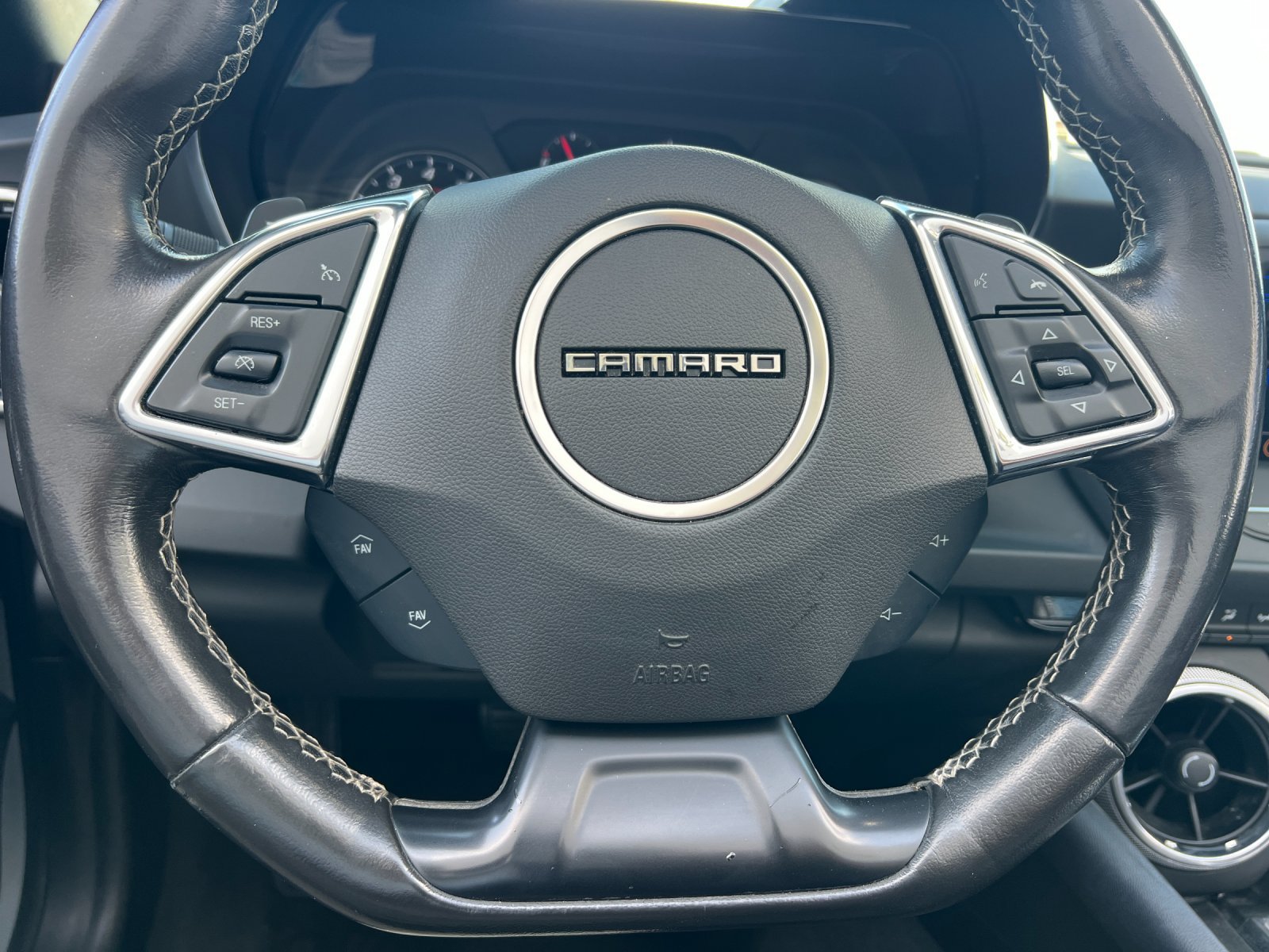 Used 2023 Chevrolet Camaro LT RWD image 22