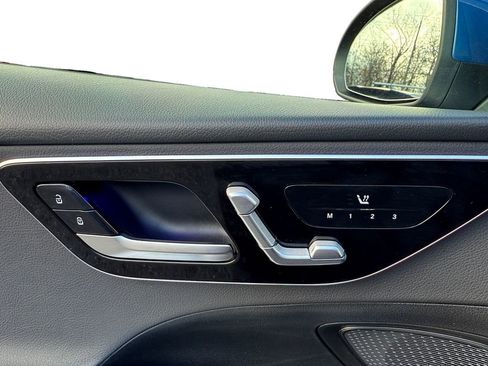 Used 2022 Mercedes-Benz C 300 4MATIC Sedan image 11