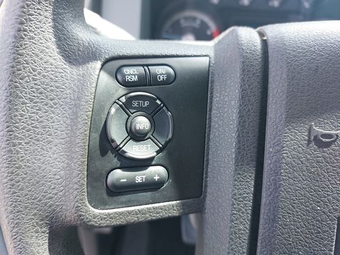 Used 2012 Ford F250 XLT w/ XLT Interior Pkg AWD/4WD image 19