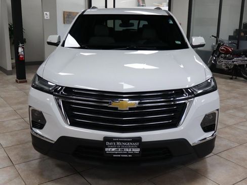Used 2023 Chevrolet Traverse LT image 8