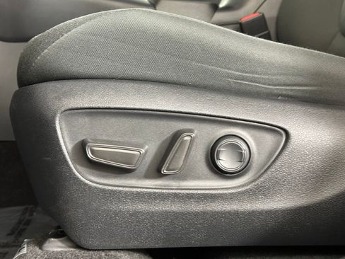 Used 2023 Toyota RAV4 XLE image 6