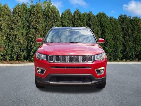Used 2018 Jeep Compass Limited AWD/4WD image 2