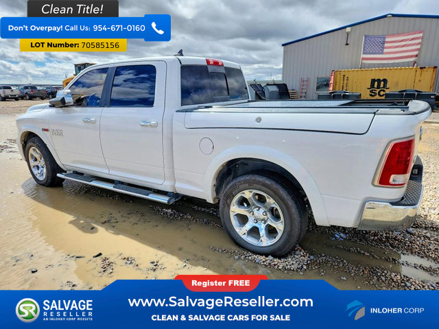 Used 2018 RAM 1500 Laramie w/ Convenience Group AWD/4WD image 3