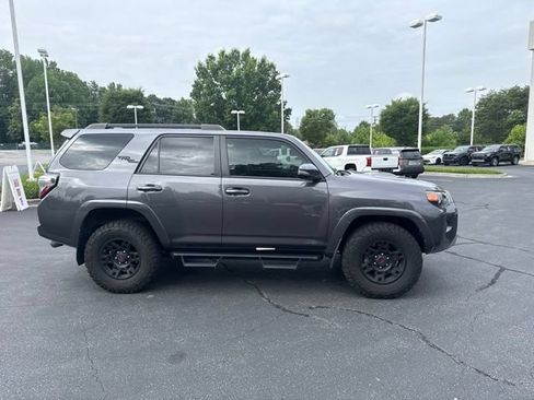 Used 2021 Toyota 4Runner TRD Off-Road Premium AWD/4WD image 5