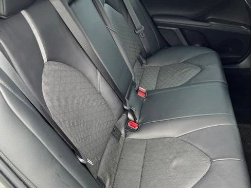 Used 2021 Toyota Camry XSE FWD image 13