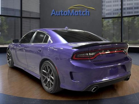 Used 2019 Dodge Charger Scat Pack w/ Plus Group image 9