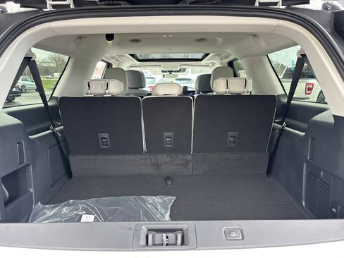 New 2026 Lincoln Navigator L Reserve AWD/4WD image 9