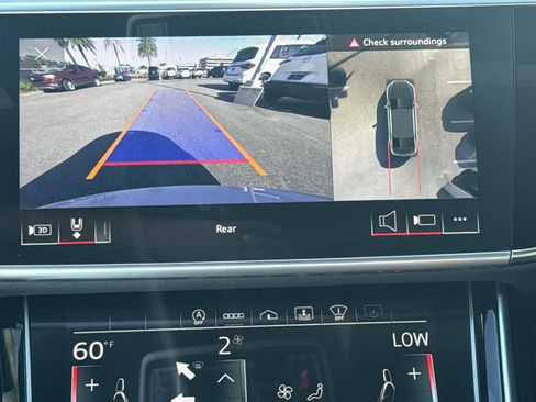 Used 2021 Audi A8 L 4.0T image 24