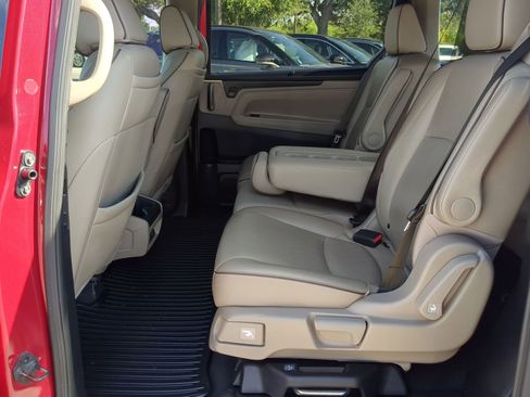 Used 2022 Honda Odyssey Elite image 22