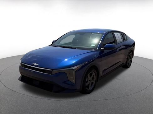 Used 2025 Kia K4 FWD image 8