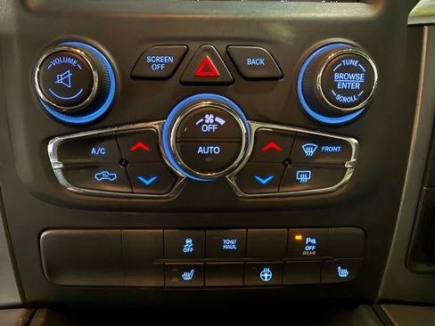 Used 2021 RAM 1500 Classic Warlock image 20