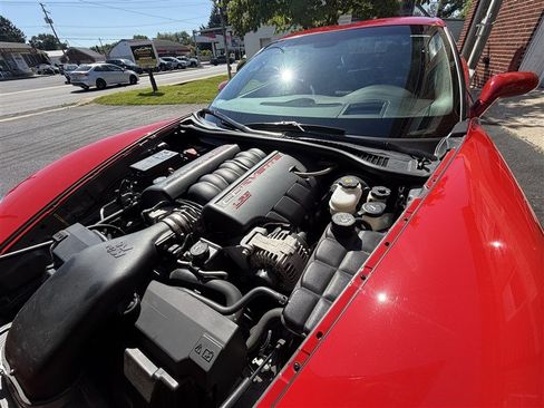 Used 2009 Chevrolet Corvette Coupe w/ Preferred Equipment Group RWD image 33