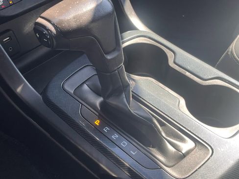 Used 2017 Chevrolet Colorado Z71 AWD/4WD image 17