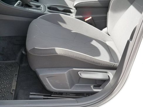 Certified 2025 Volkswagen Jetta Sport FWD image 14
