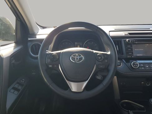 Used 2018 Toyota RAV4 XLE image 23