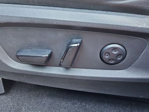 Used 2023 INFINITI QX60 Luxe image 18