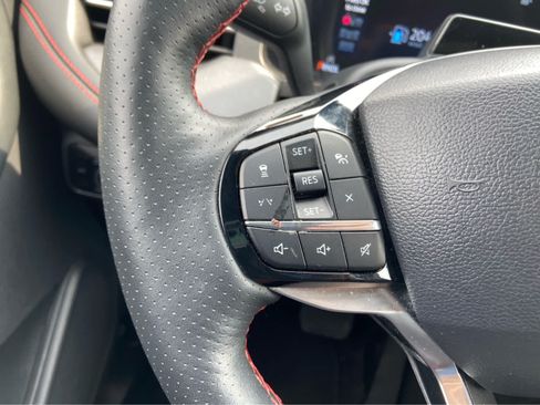 Used 2025 Ford Explorer ST-Line w/ ST-Line Street Pack AWD/4WD image 25