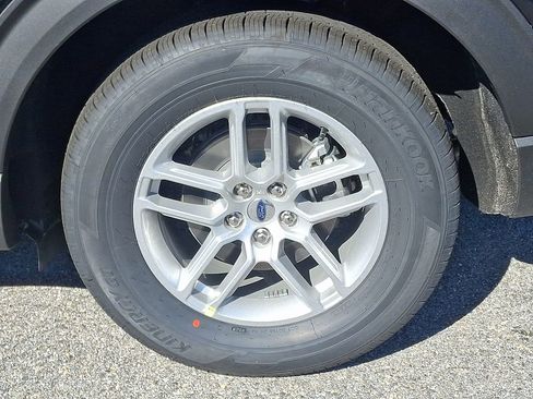 New 2026 Ford Explorer Active image 5