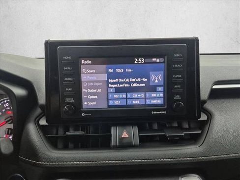 Used 2022 Toyota RAV4 XLE w/ Convenience Package FWD image 18