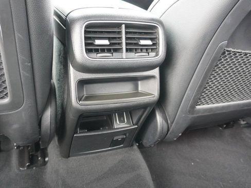 Used 2022 Mercedes-Benz GLE 350 4MATIC image 32