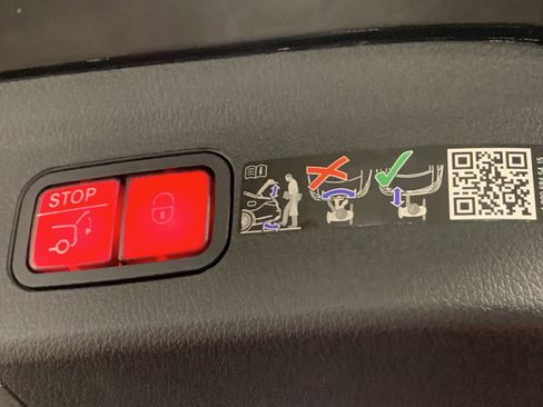 Used 2026 Mercedes-Benz GLE 53 AMG 4MATIC image 65