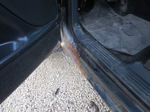 Used 2002 Chevrolet Silverado 2500 LT w/ Off-Road Skid Plate Pkg image 26