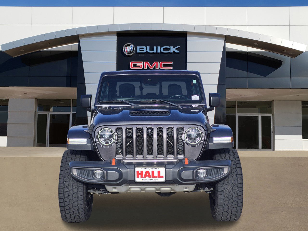 Used 2020 Jeep Gladiator Mojave AWD/4WD image 2