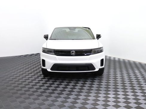 Used 2024 Honda Prologue EX image 4