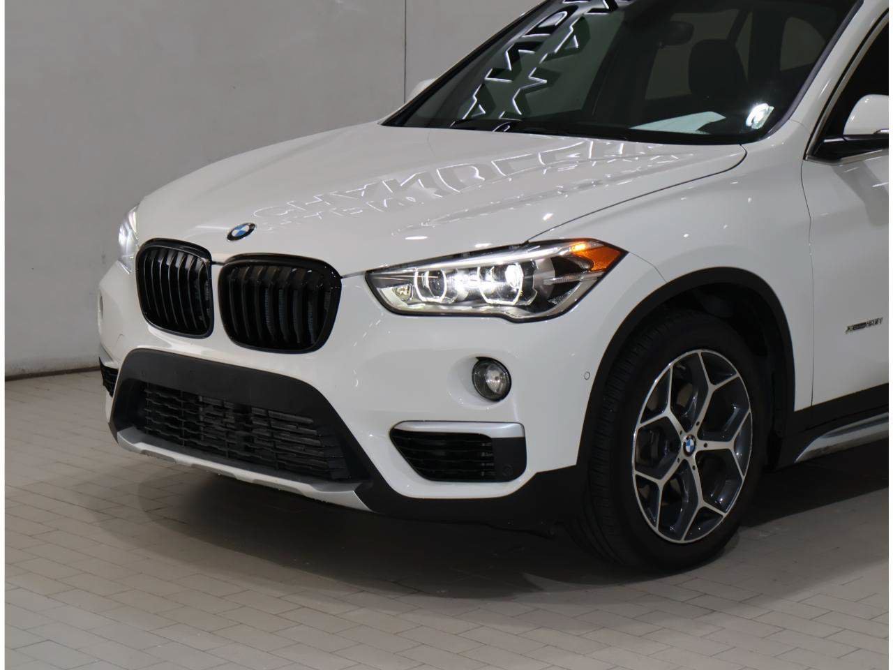 Used 2017 BMW X1 xDrive28i AWD/4WD image 2